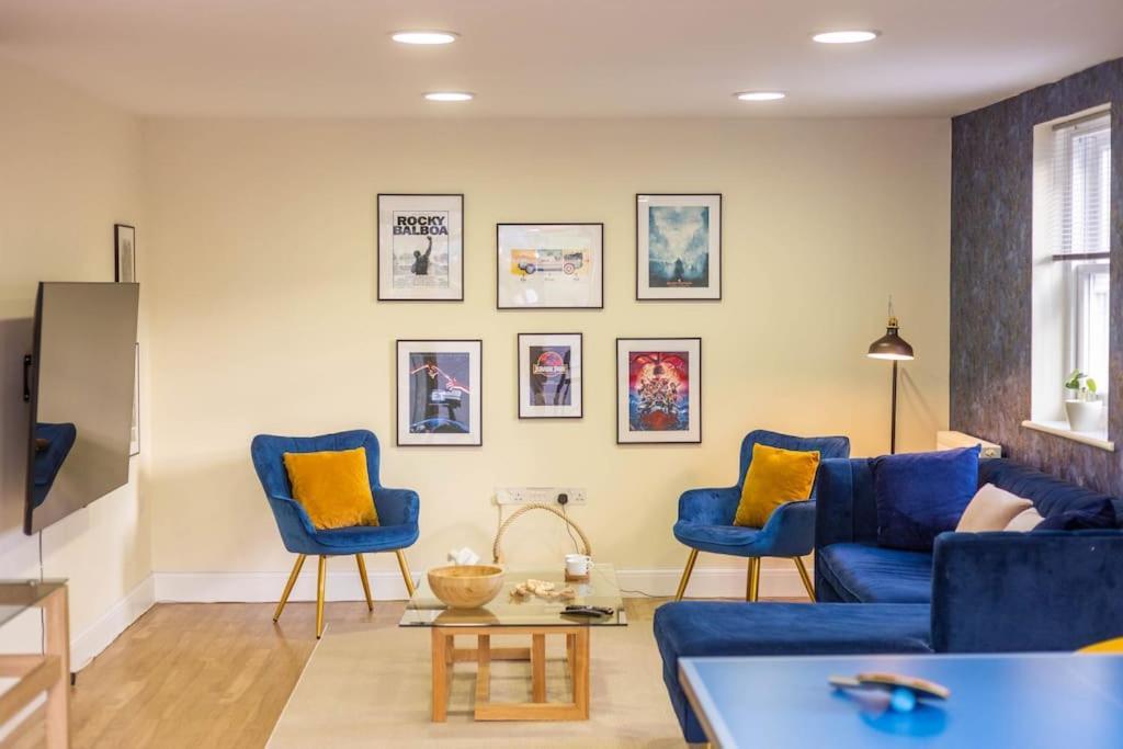 The Wellness Lodge- Gym, Table Tennis, Cinema, Parking And More! Bath Esterno foto