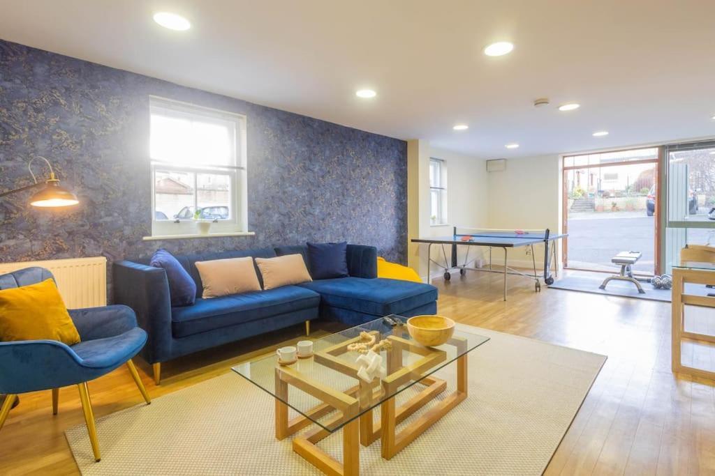 The Wellness Lodge- Gym, Table Tennis, Cinema, Parking And More! Bath Esterno foto